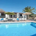 Villa La Cuadra De
